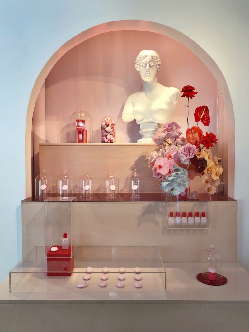 Best stores in NYC - Glossier